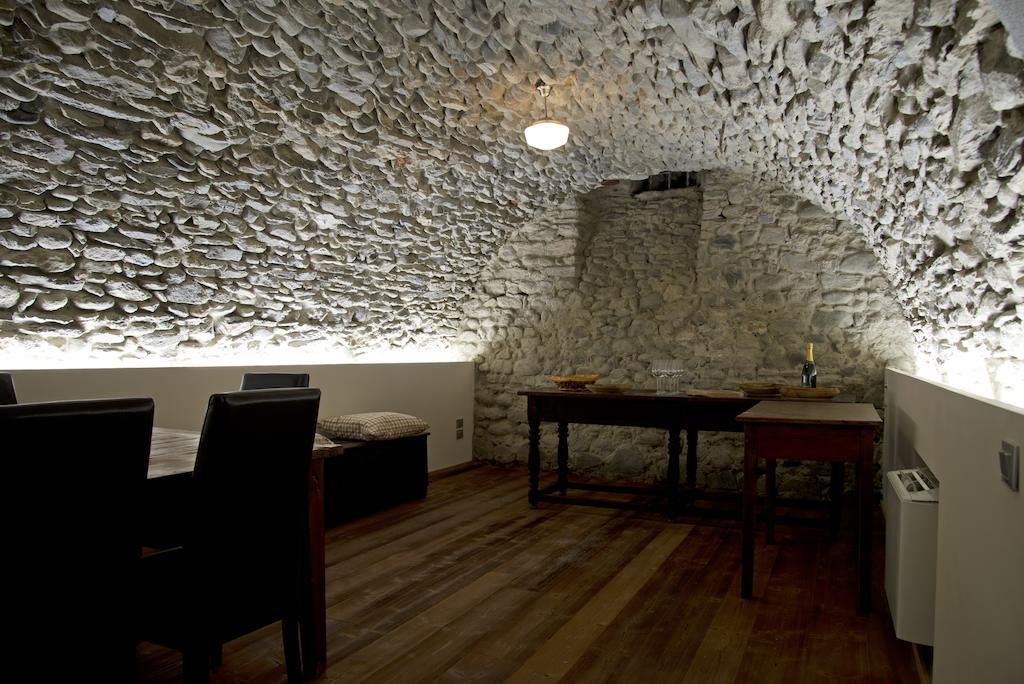 Apartements Coeur De Ville Аоста Екстер'єр фото