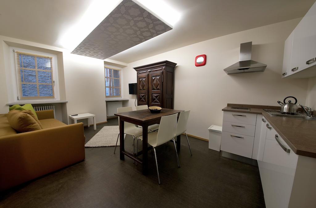 Apartements Coeur De Ville Аоста Номер фото