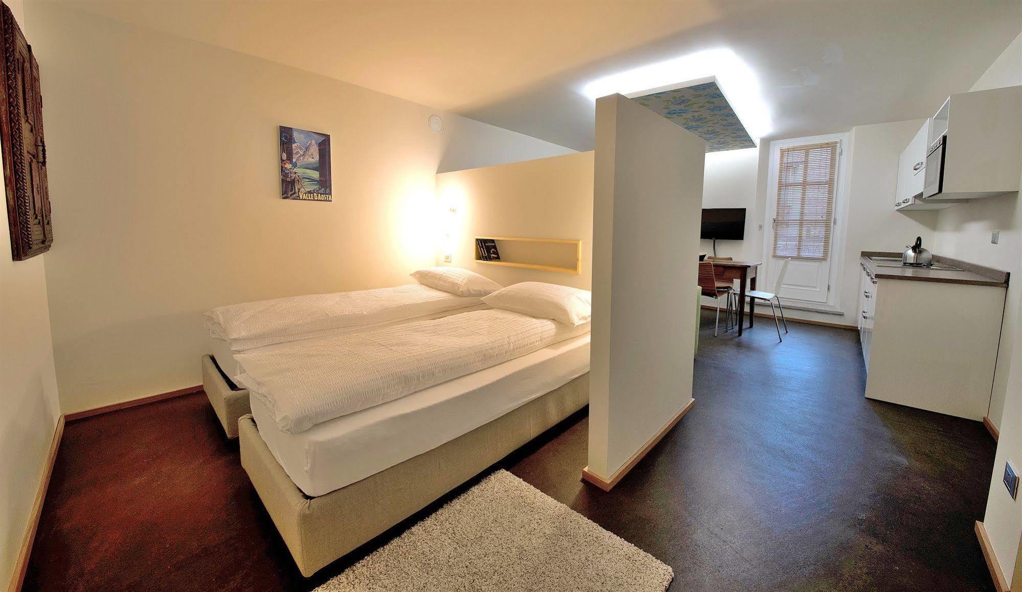 Apartements Coeur De Ville Аоста Екстер'єр фото